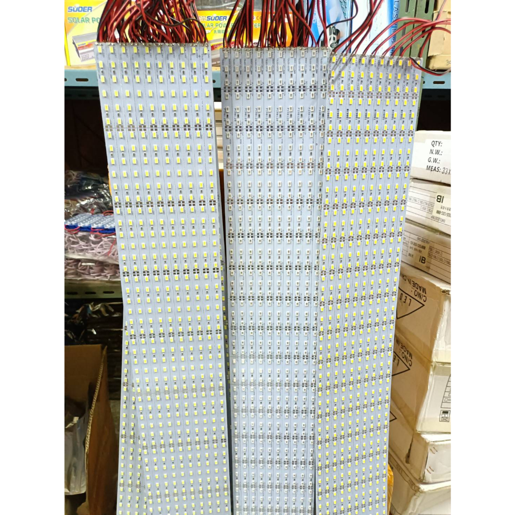 ปริ้น5730 72ดวง 12VDC -24VDC แถบไฟอลูมีเนียม ไฟเส้นLED  ราคาต่อ 1 เส้น