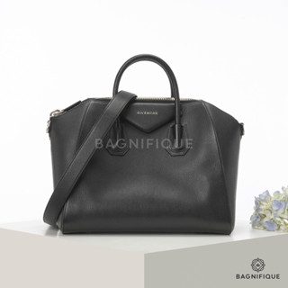 GIVENCHY ANTIGONA MEDIUM BLACK GOAT SHW