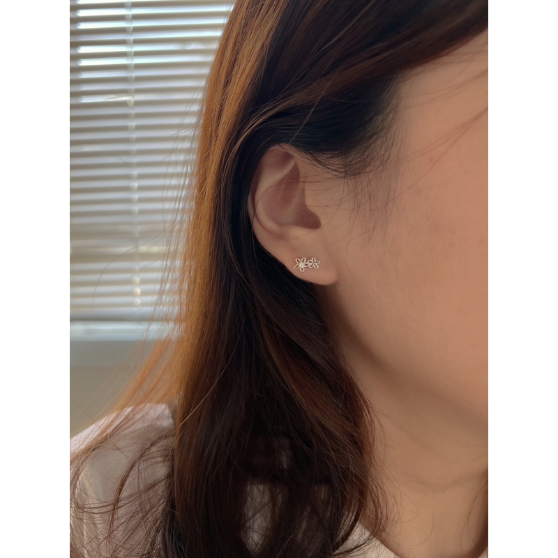 A.piece  ต่างหูก้านเงินแท้  [silver 925 post] Double petite flowers stud earrings(206-208) - รูปที่ 7