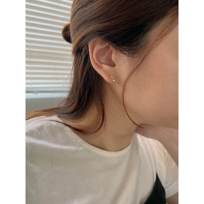 A.piece  ต่างหูก้านเงินแท้  [silver 925 post] Double petite flowers stud earrings(206-208) - รูปที่ 4