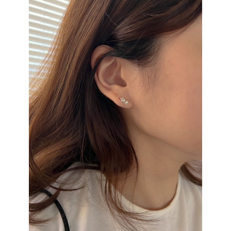 A.piece  ต่างหูก้านเงินแท้  [silver 925 post] Double petite flowers stud earrings(206-208) - รูปที่ 6