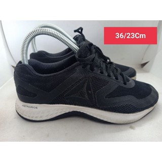 Reebok Size 36 ยาว 23 รองเท้ามือสอง ผู้หญิง ผู้ชาย ผ้าใบ แฟชั่น ทำงาน ลำลอง เดิน  เที่ยว วิ่ง ออกกำลังกาย