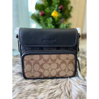 (ผ่อน0%) กระเป๋าสะพายข้างชาย Coach Sullivan Flap Crossbody In Blocked Signature Canvas CC032 ลายซีสีน้ำตาล เทาดำ มีฝาพับ