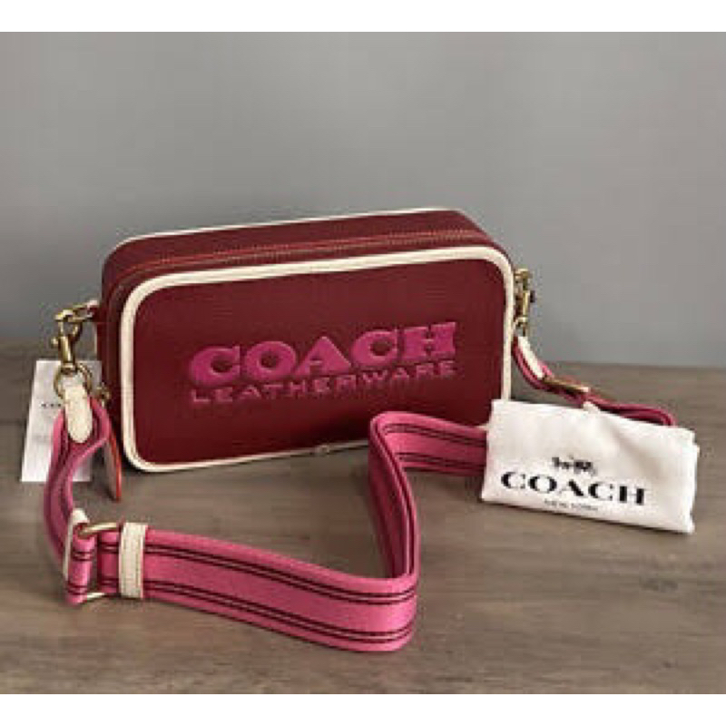 (ผ่อน0%) กระเป๋าสะพายข้าง Coach Kia Crossbody bag grained leather dark red CE735 งานshop หนังแท้สีแดง สายสปอร์ต