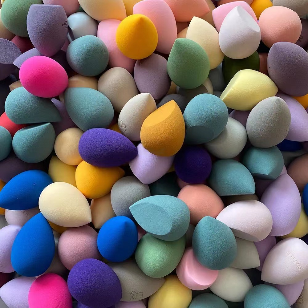 พัฟฟองน้ําสําหรับแต่งหน้าใช้ได้ทั้งแบบแห้งและเปียก（สีส่งแบบสุ่ม） - รูปที่ 3