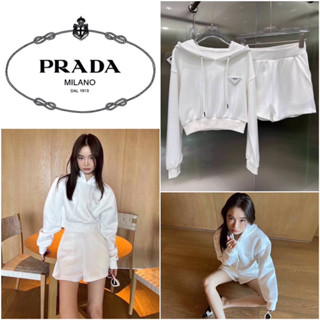 ชุดเซ็ต Prada เสื้อจั้มเปอร์แขนยาวมีฮู้ด + กางเกงขาสั้น