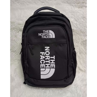 กระเป๋าเป้  the north face