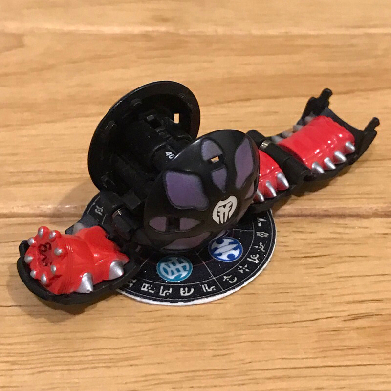 Bakugan Darkus Wormquake B2 บาคุกันหนอนธาตุมืด ขนาดบี2