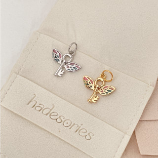 Hadesories Tinkerbell Pendant จี้รูปลูกกุญแจมีปีกสีรุ้ง