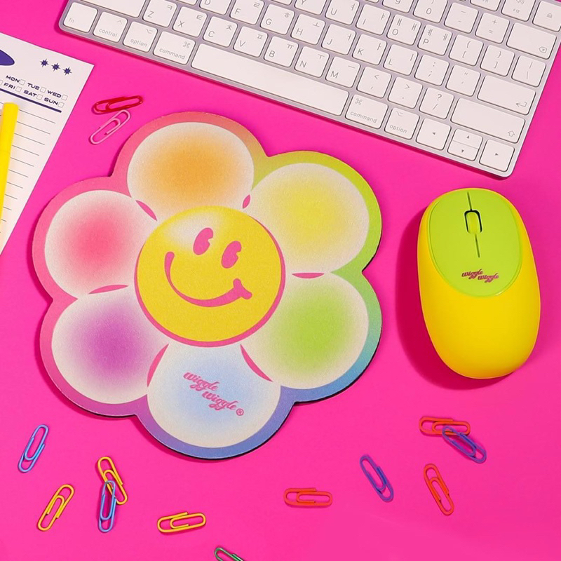 [พร้อมส่ง]Wiggle Wiggle Mouse Pad แผ่นรองเม้าส์