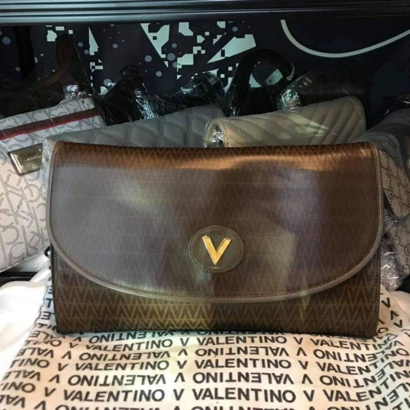 กระเป๋าvalentinoของแท้มือสอง