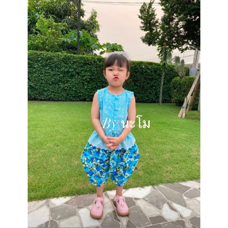 ชุดไทยเด็กหญิง เสื้อลูกไม้แขนกุดผ้ารุ้ง+โจงกระเบนกุหลาบ ราคา ถูกที่สุด ดีลบีเคเค แกลเลอรีภาพที่ 5