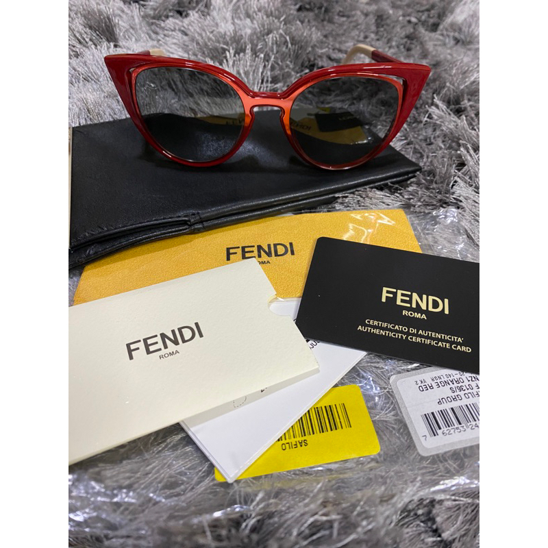 kept unuse fendi sunglasses