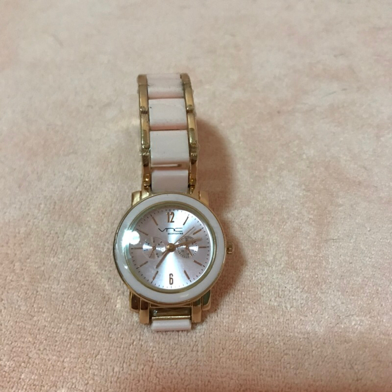 นาฬิกาผู้หญิงแบรนด์ VNC