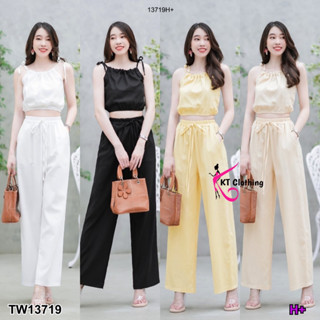 MF13719🍓 Set 2 ชิ้น เสื้อครอป เชือกผูกที่หัวไหล่ปรับระดับได้ เอวดึงยาง กางเกงเอวสม็อก มีกระเป๋าทั้งสองข้าง เนื้อผ้าลิ