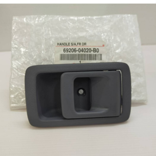 มือเปิดประตูใน  สีเทา TOYOTA TIGER-D4D (โตโยต้า ไทเกอร์) ของ…