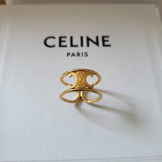 แหวนแบรนด์ Celine รุ่น Triomphe Ring in Brass With Gold Finish Gold