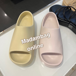 Charles Keith Morgan Platform Slide Sandals รองเท้าแตะ