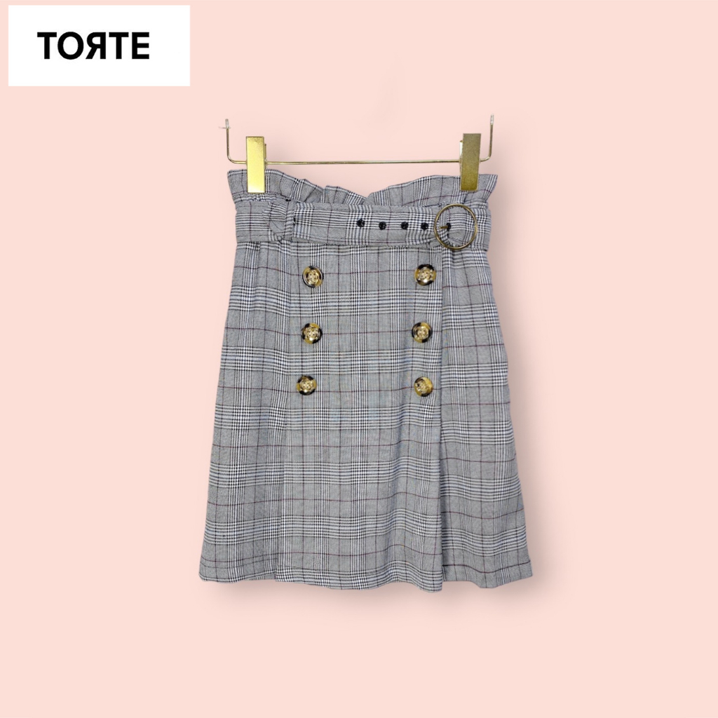 กระโปรง Torte ผ้าคอตต้อนผสมโพลี ไซด์ -  F   เอว 25-28 สะโพก 36 ยาว 20 นิ้ว   กระโปรงทรงสอบสวยน่ารักม