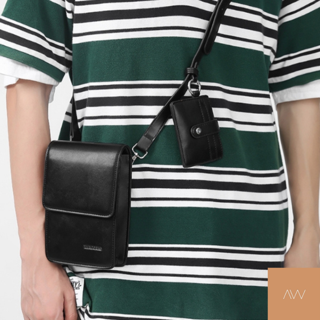 BOYVIBE กระเป๋าสะพายข้าง Phone Bag แนวตั้ง ทรงเกาหลี มาพร้อมกระเป๋าใส่บัตร ใส่โทรศัพท์ได้ (มี 2 สี : ดำ/น้ำตาล)