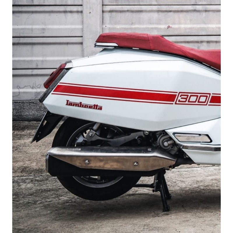 ใหม่!! Sticker ฝาข้าง Lambretta X300 SR ลายเส้น (1 ชุด/ 2ชิ้น)  สวยคมติดตั้งง่ายพร้อมเทปยกมีหลายสีให