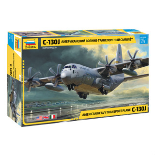 พลาสติก โมเดล ประกอบ ZVEZDA สเกล 1/72 AMERICAN MILITARY TRANSPORT PLANE HERCULES C-130J (7325)