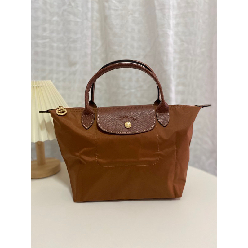 Longchamp Classic S short สี Cognac