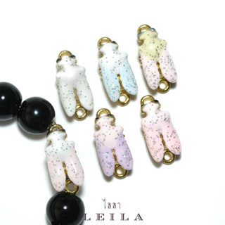 Leila Amulets แมลงภู่คำหลวง รุ่น “ เปิดโชคโภคทรัพย์ ” Baby Leila Collection สีพาสเทล (พร้อมกำไลหินฟรีตามรูป)