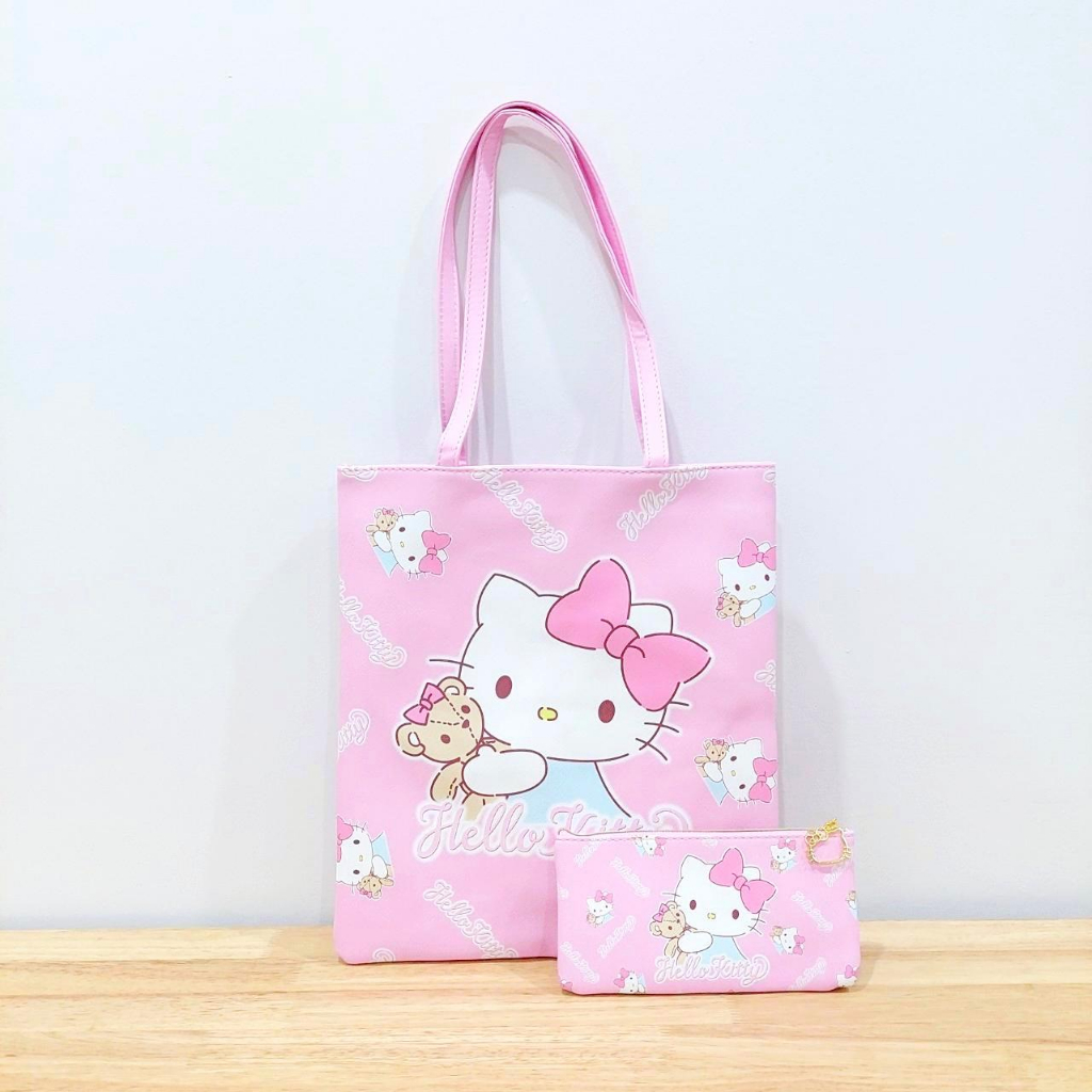seasonshop  กระเป๋าสะพายข้าง ลายการ์ตูน โดเรม่อน กระเป๋าแคร์แบร์ งานหนัง 1 แถม1 มีซิป มีซับด้านในอย่างดี ส่งจากไทย