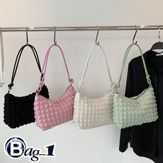 bag(BAG1880) กระเป๋าสะพายไหล่ผ้าย่น เป็นสายหนัง สไตล์เกาหลี