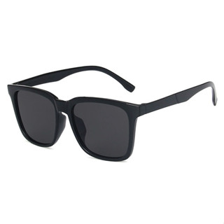 แว่นกันแดด  Wayfarer Style รุ่น  BS-941-ดำ