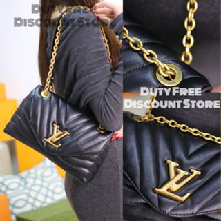 Louis Vuitton กระเป๋ารุ่น New Wave Chain MM BAG