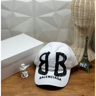 หมวก  Balenciaga    งานออริเทียบแท้ พร้อมกล่อง