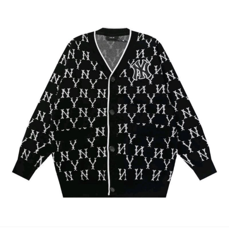 พร้อมส่ง เสื้อไหมพรมแขนยาวเกรดดีงานพรีเมี่ยมสุดๆลายโลโก้ทั้งตัวดีไซน์กระดุมหน้าใช้งานได้จริงไหมพรมเนื้อดียืดหยุ่นใส่สบาย
