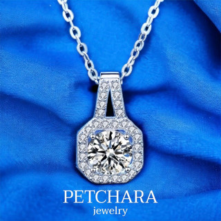 PETCHARA สร้อยคอเพชรโมอีส 1 กะรัต ฝังเพชรล้อม ตัวเรือนเงินแท้ 92.5% : D1030