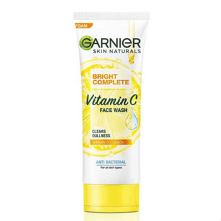 การ์นิเย่ สกิน แนทเชอรัลส์ ไบร์ท คอมพลีท วิตามินซี เฟส วอช 100 มล. GARNIER LIGHT COMPLETE MULTI-ACTION BRIGHTENING FOAM