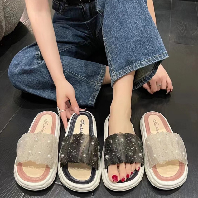 รองเท้าแตะ แฟชั่น ตกแต่งไข่มุก พื้นนิ่ม ใส่สบาย G.528-3(สินค้ามือ1มีตำหนิเล็กน้อย)