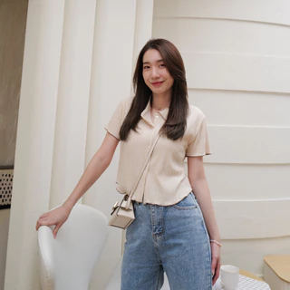 เสื้อผ่าหน้าครอป ยาว18 ผ้าลายไม้ตัดขอบ ผ้าใส่สบาย🛍️
