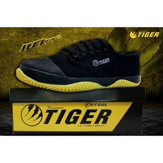 รองเท้าผ้าใบ Tiger สีดำล้วน