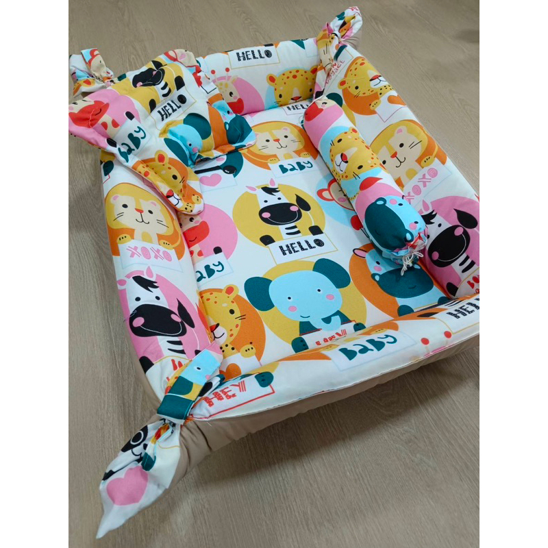 ที่นอนเด็กอ่อน พับได้ 2 แบบ ขนาด 75x100 cm แถม หมอนและหมอนข้าง หน้า-หลังคนละลาย