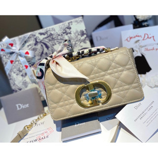 CARO VIP POINTS DIOR PREMIUM’S GIFT