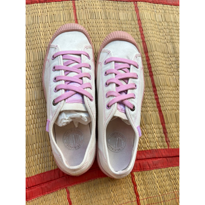 รองเท้าผ้าใบ paradium ไซด์ไลน์ 38 ยาว 24 ซม