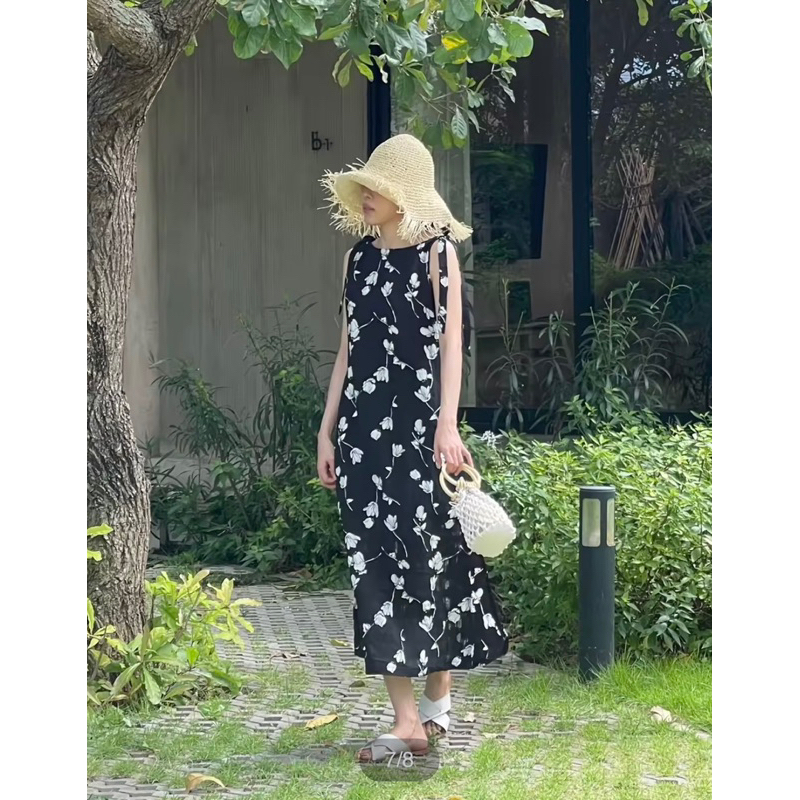 Vynn official dress one size