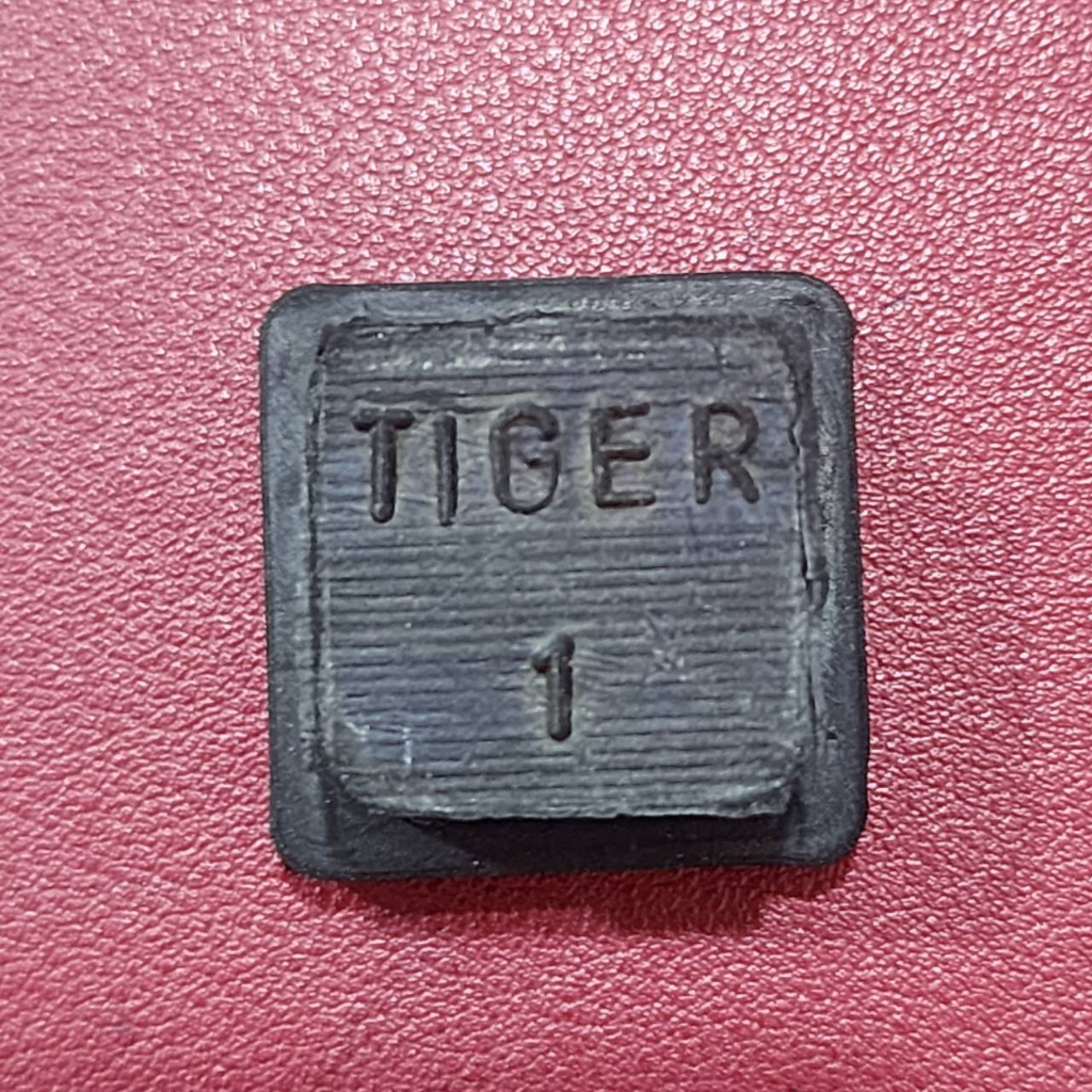 ยางรอง ขาโต๊ะ แบบ สวมใน ขนาด 1 นิ้ว (1