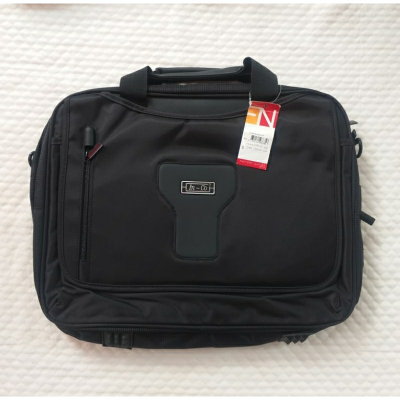 กระเป๋าเอกสารสีดำ ขนาด 12x16 นิ้ว FN OUTLET