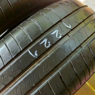 (ราคาต่อ 1เส้น ) ยาง% 195/60/15 Maxxis   ปี 1221