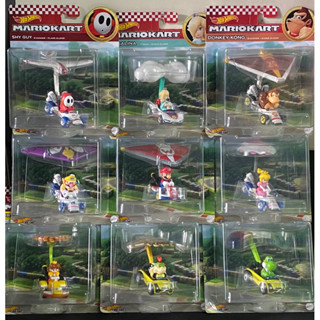 Hot Wheels Mario Kart Glider  ฮอตวีล รถตัวละครมาริโอ้คาร์ทพร้อมเครื่องเคริ่องร่อน ของแท้ มือ 1 Packยับ