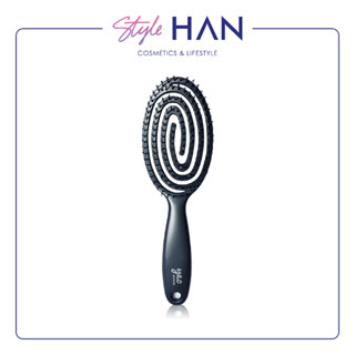 Yao Scalp Care Moving Brush Matt Black หวีนวดกระตุ้นหนังศีรษะ สำหรับผู้ชายและคนผมบาง สีดำด้าน