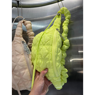 พร้อมส่ง แท้ 💯% New Carlyn คาดอก รุ่น COZY FANNY H73113010(Y) Lime Neon