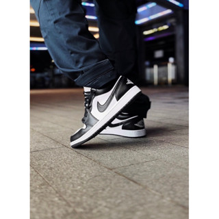 สินค้าพรีออเดอร์ลิขสิทธิ์แท้ Air Jordan 1 Low black white panda